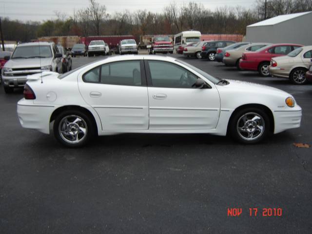 Pontiac Grand Am 2003 photo 2