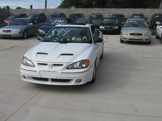 Pontiac Grand Am 4WD Supercrew Styleside 5-1/2 Ft Box XLT Sedan