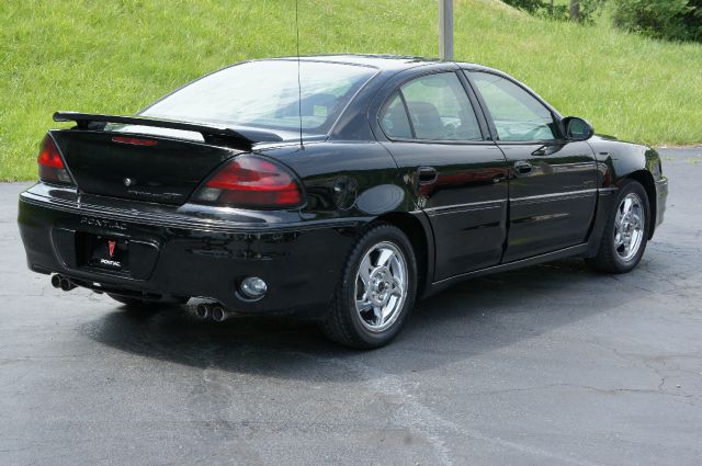 Pontiac Grand Am 2003 photo 2