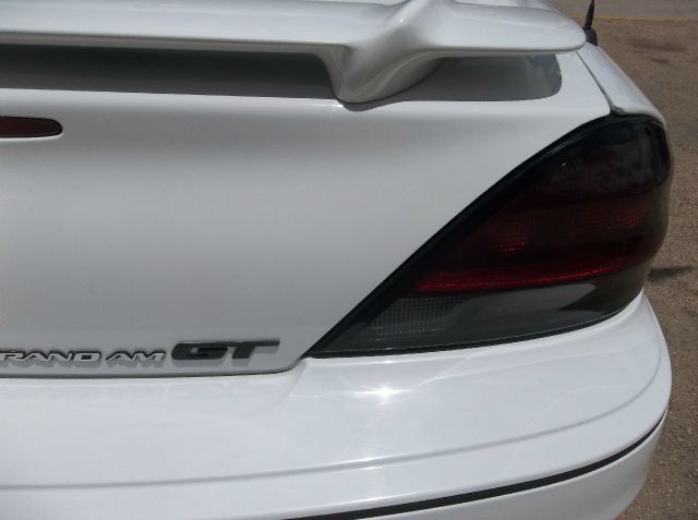 Pontiac Grand Am XLT Lariat CREW CAB FX4 Sedan