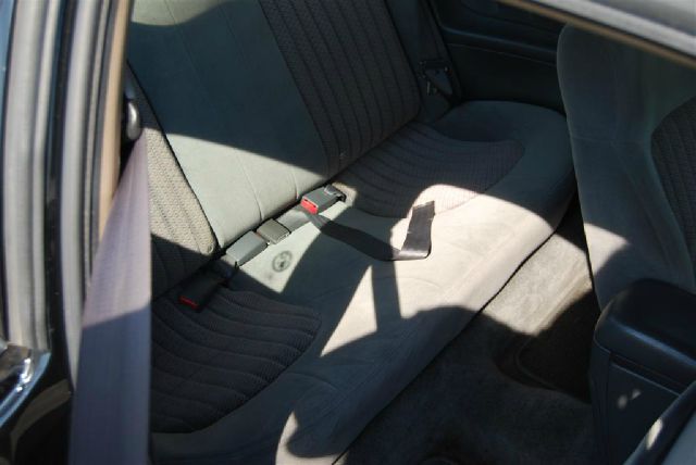 Pontiac Grand Am 2003 photo 2