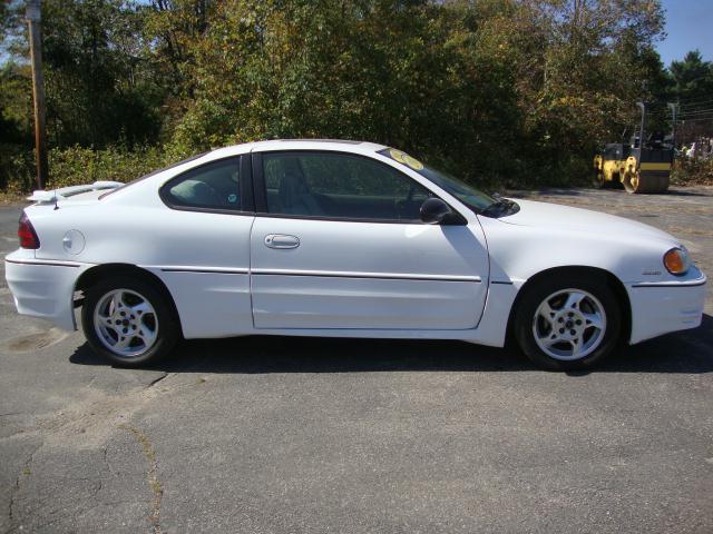 Pontiac Grand Am 2003 photo 1