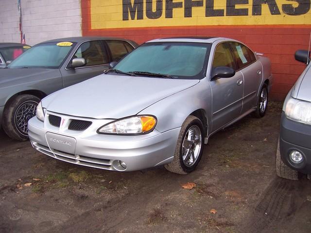 Pontiac Grand Am 4WD Supercrew Styleside 5-1/2 Ft Box XLT Sedan