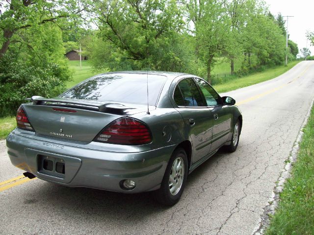 Pontiac Grand Am 2004 photo 14