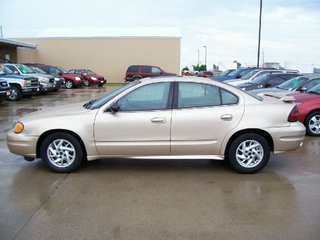 Pontiac Grand Am 2004 photo 2