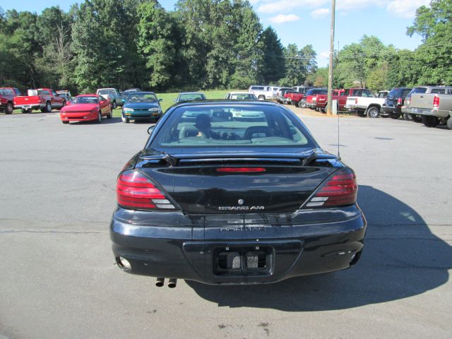 Pontiac Grand Am 2004 photo 1