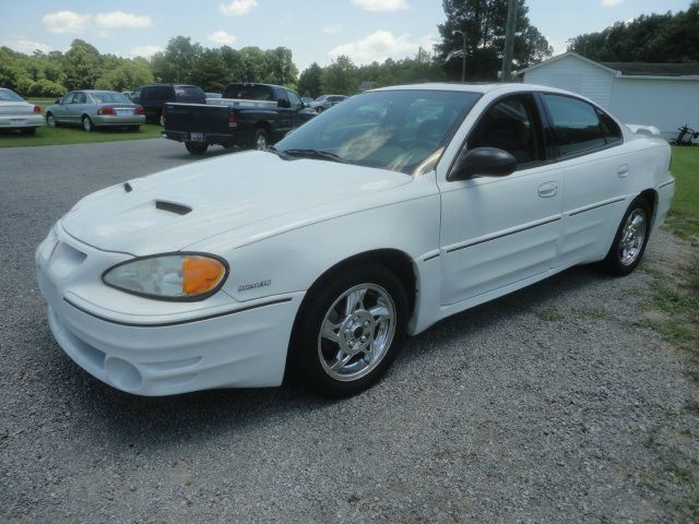 Pontiac Grand Am 2004 photo 1