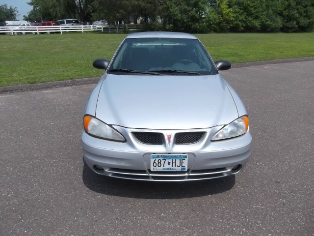 Pontiac Grand Am 2004 photo 2
