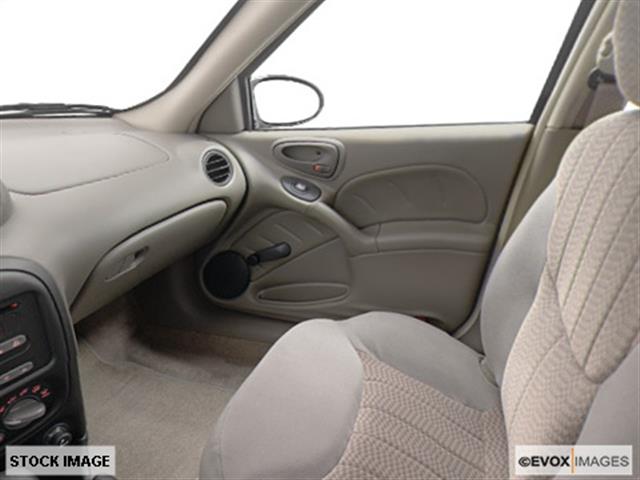 Pontiac Grand Am 4WD Supercrew Styleside 5-1/2 Ft Box XLT Sedan