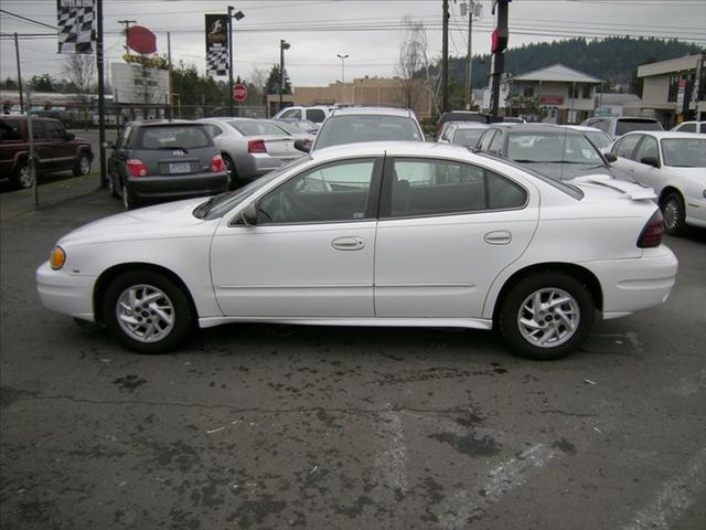 Pontiac Grand Am 2004 photo 1