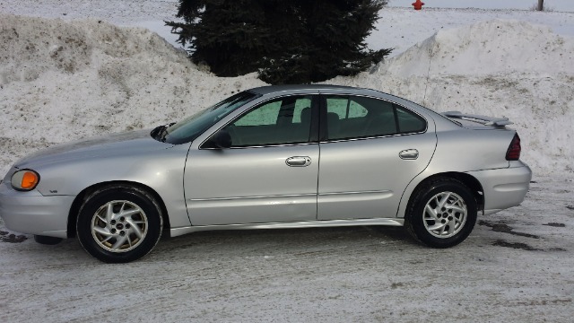 Pontiac Grand Am 2004 photo 2