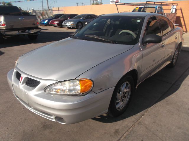 Pontiac Grand Am 2004 photo 2