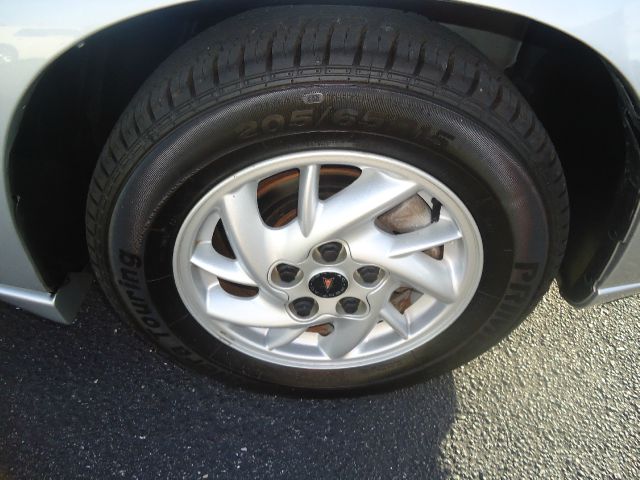 Pontiac Grand Am 2004 photo 1