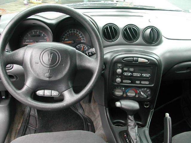 Pontiac Grand Am 2004 photo 1