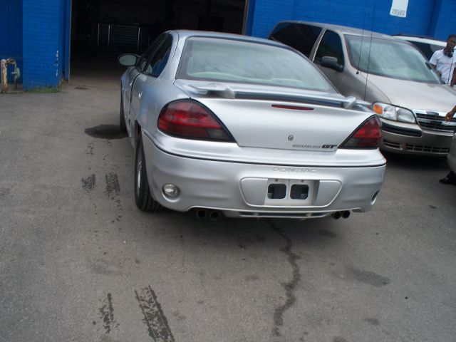 Pontiac Grand Am 2004 photo 1