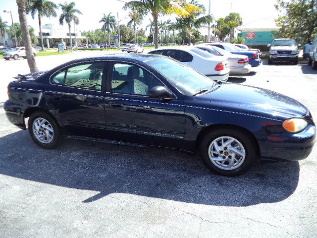 Pontiac Grand Am 2004 photo 2