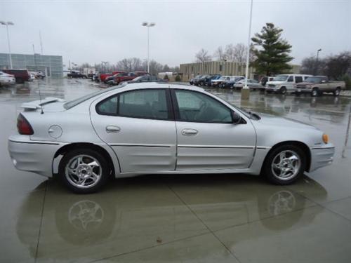 Pontiac Grand Am 2004 photo 1