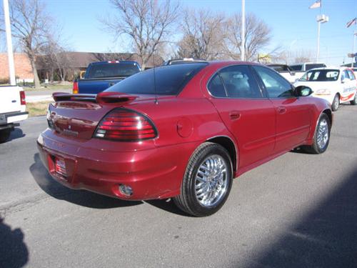 Pontiac Grand Am 2005 photo 2