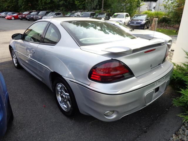 Pontiac Grand Am 2005 photo 1