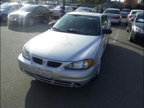 Pontiac Grand Am 2005 photo 2