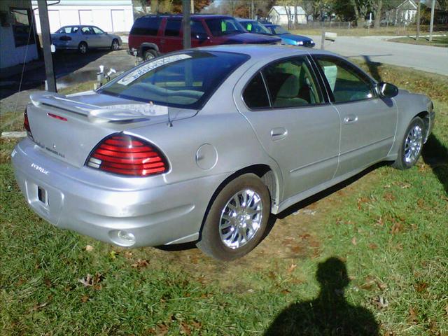 Pontiac Grand Am SE Sedan
