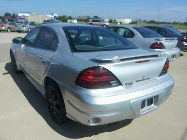 Pontiac Grand Am 2005 photo 1