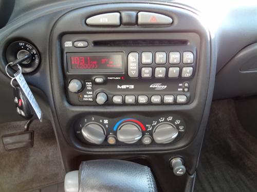 Pontiac Grand Am 2005 photo 1