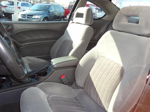 Pontiac Grand Am 2005 photo 2