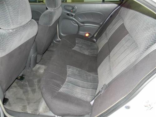 Pontiac Grand Am 2005 photo 1