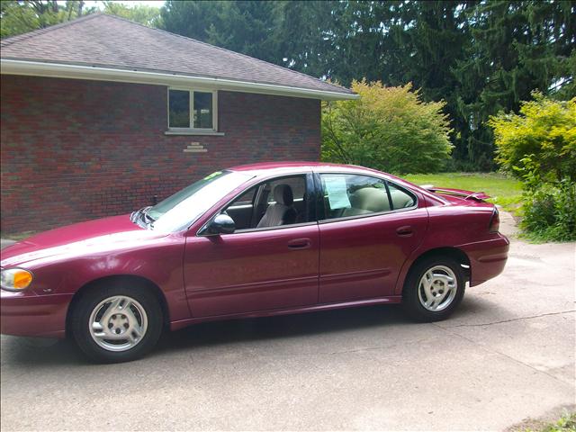 Pontiac Grand Am 2005 photo 1