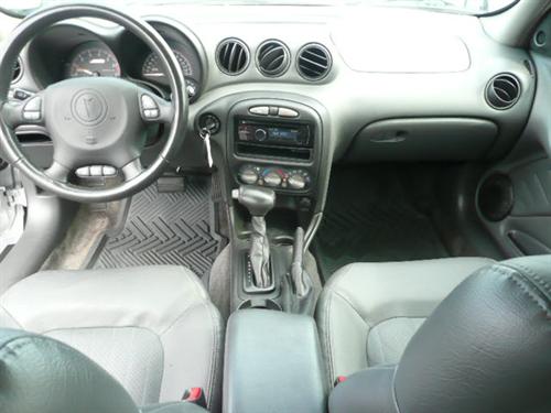 Pontiac Grand Am 2005 photo 2