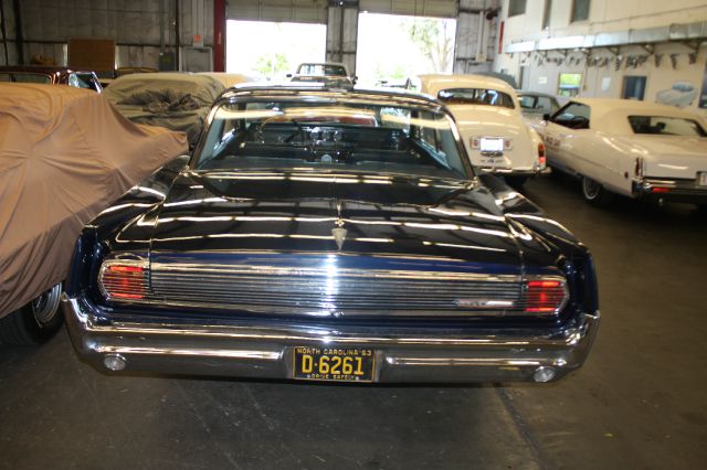 Pontiac Grand Prix 1963 photo 1