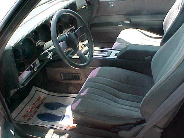 Pontiac Grand Prix 1986 photo 3
