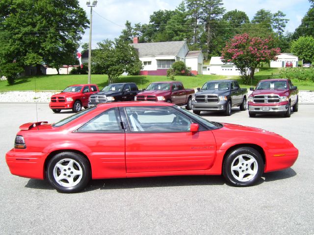 Pontiac Grand Prix 1994 photo 3