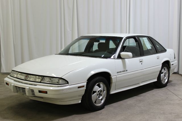 Pontiac Grand Prix 1995 photo 3