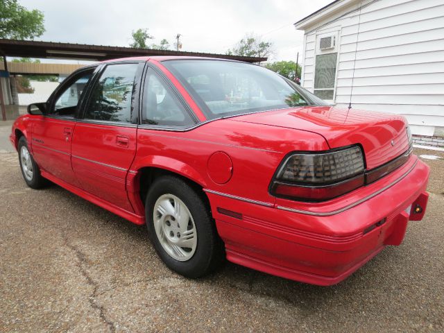 Pontiac Grand Prix Sport -5 Speed-stick-4x4 Sedan