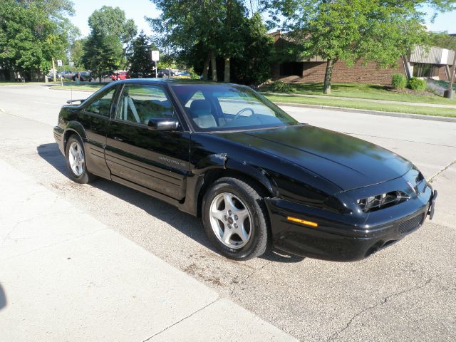 Pontiac Grand Prix 1996 photo 2