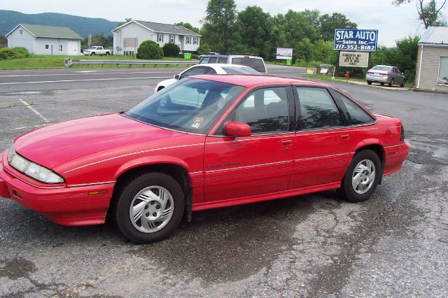 Pontiac Grand Prix 1996 photo 1