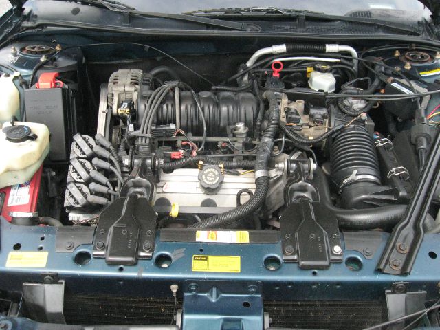 Pontiac Grand Prix 1997 photo 1