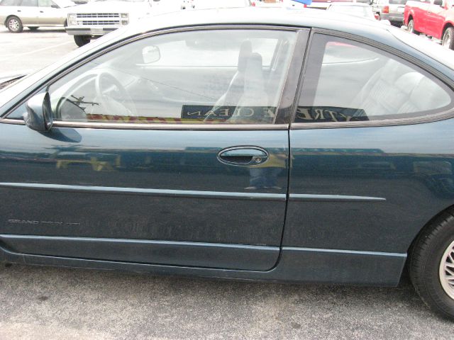 Pontiac Grand Prix 1997 photo 4