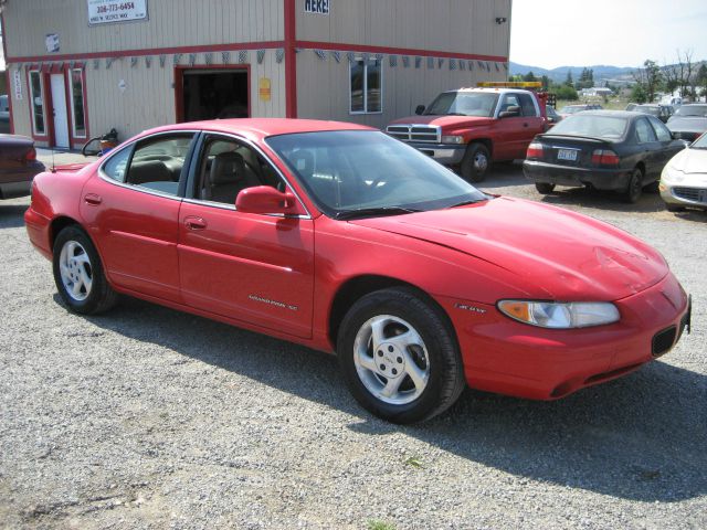 Pontiac Grand Prix 1997 photo 1