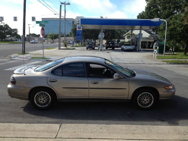 Pontiac Grand Prix 1997 photo 12