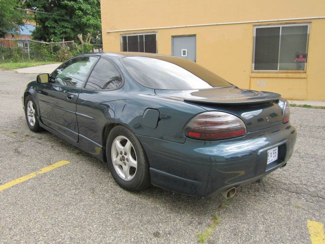 Pontiac Grand Prix 1997 photo 1