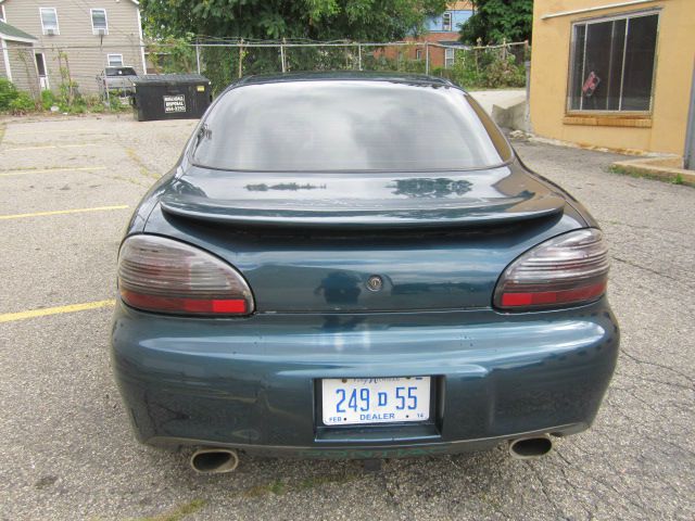 Pontiac Grand Prix 1997 photo 2