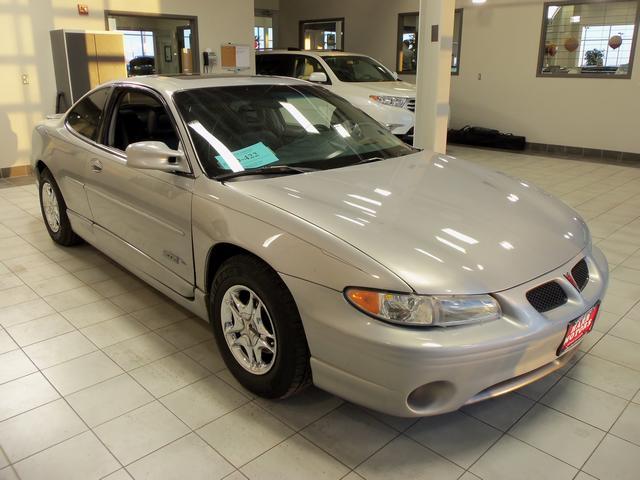Pontiac Grand Prix 1998 photo 3