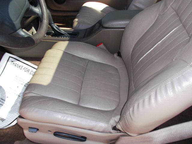 Pontiac Grand Prix 1998 photo 1