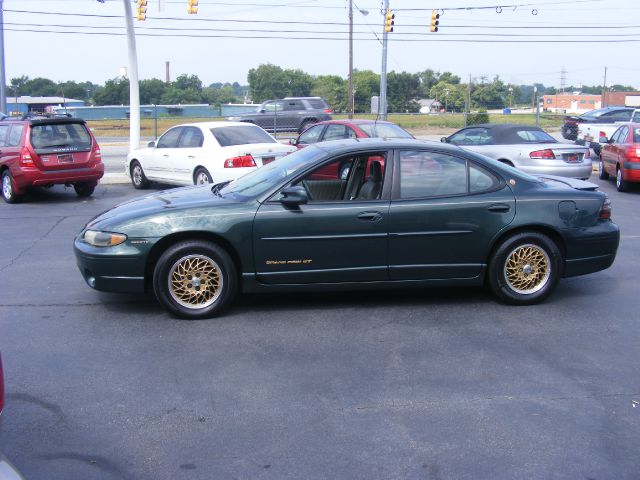 Pontiac Grand Prix 1998 photo 2