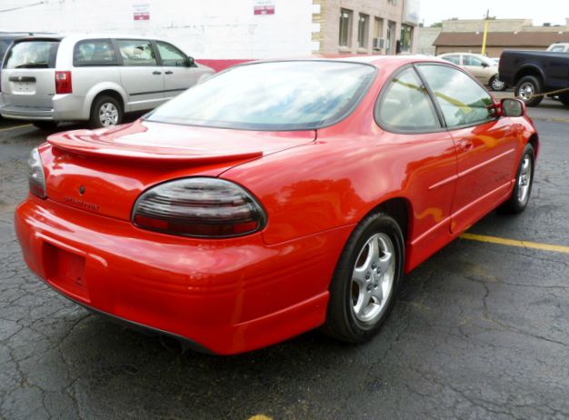 Pontiac Grand Prix Sportback LS Coupe