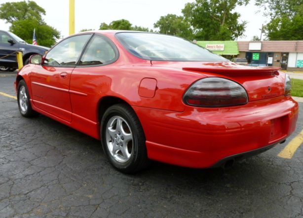 Pontiac Grand Prix 1998 photo 2