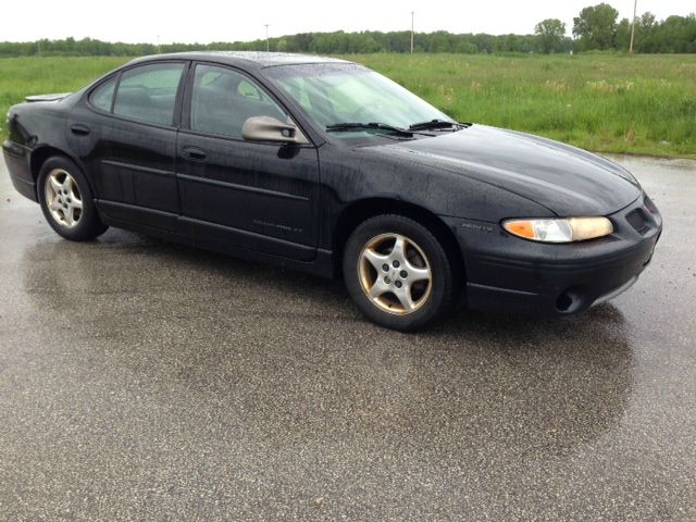 Pontiac Grand Prix 1998 photo 1